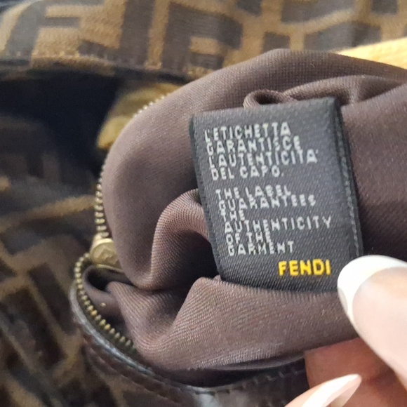 Fendi Bag - Picture 11 of 11
